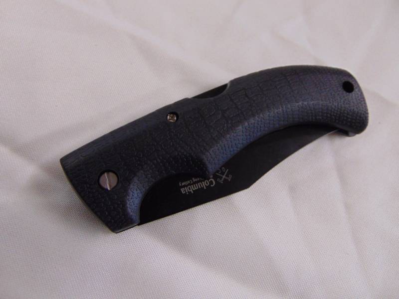 lot 3375 image: Colombia Black Rubber Handle wSheath - NIB