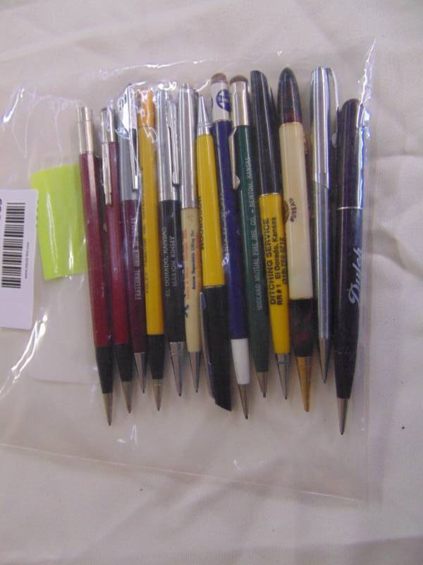lot 3385 image: ASSORTED ADVERTISEMENT PENCILS