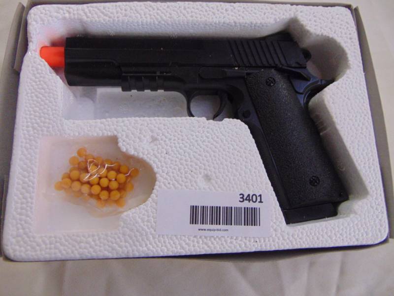 lot 3401 image: UKARMS P662 AIRSOFT GUN - NIB
