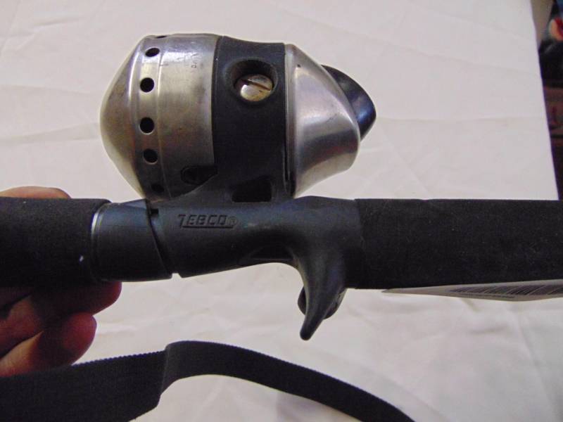 lot 3415 image: ZEBCO 33 BLACK FISHING POLE