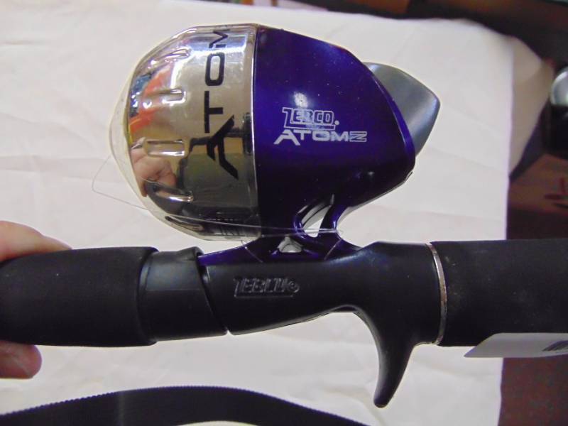 lot 3416 image: ZEBCO PURPLE FISHING POLE