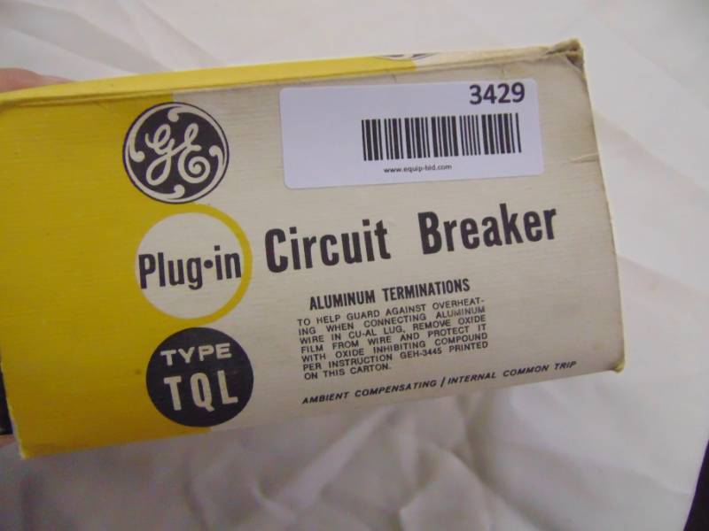 lot 3429 image: 2 GE 2 POLE 50 AMP BREAKERS