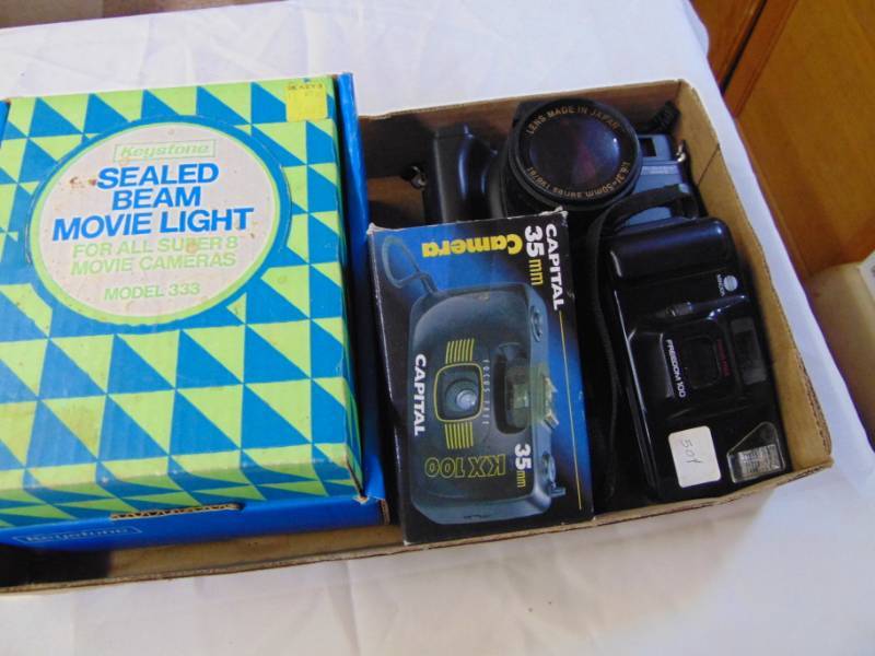 lot 3494 image: LOT OF CAMERAS