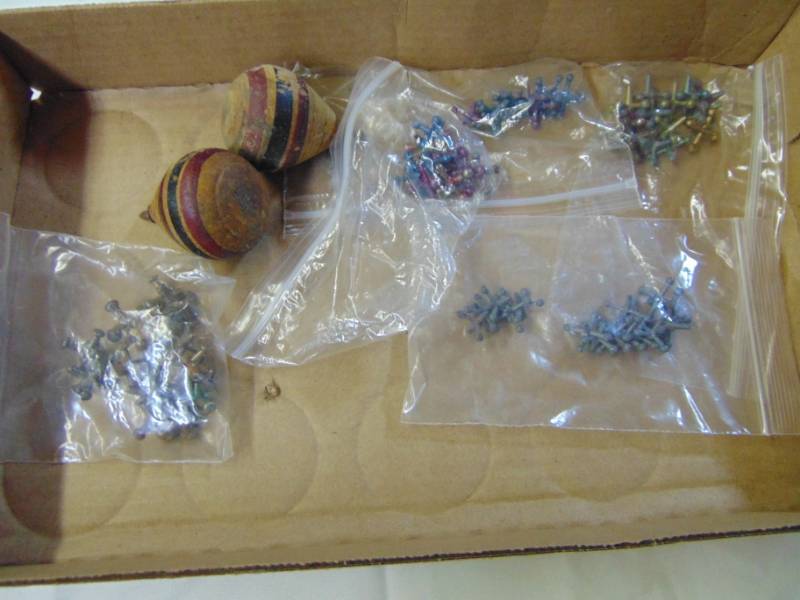 lot 3495 image: JACKS &amp TOPS
