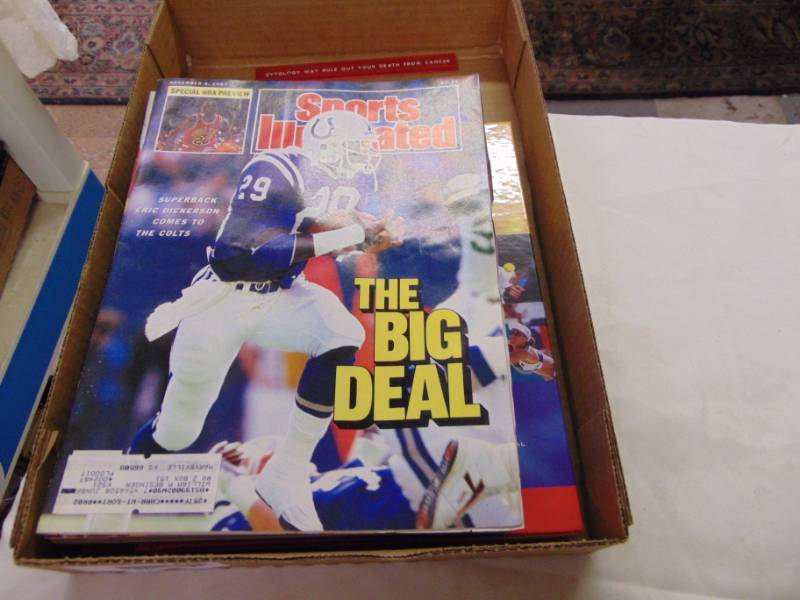 lot 3566 image: SPORTS ILLUSTRATED LOT