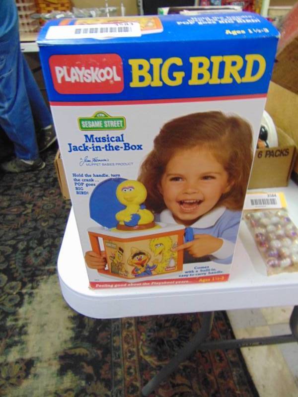 lot 3583 image: BIG BIRD MUSICAL JACK IN THE BOX