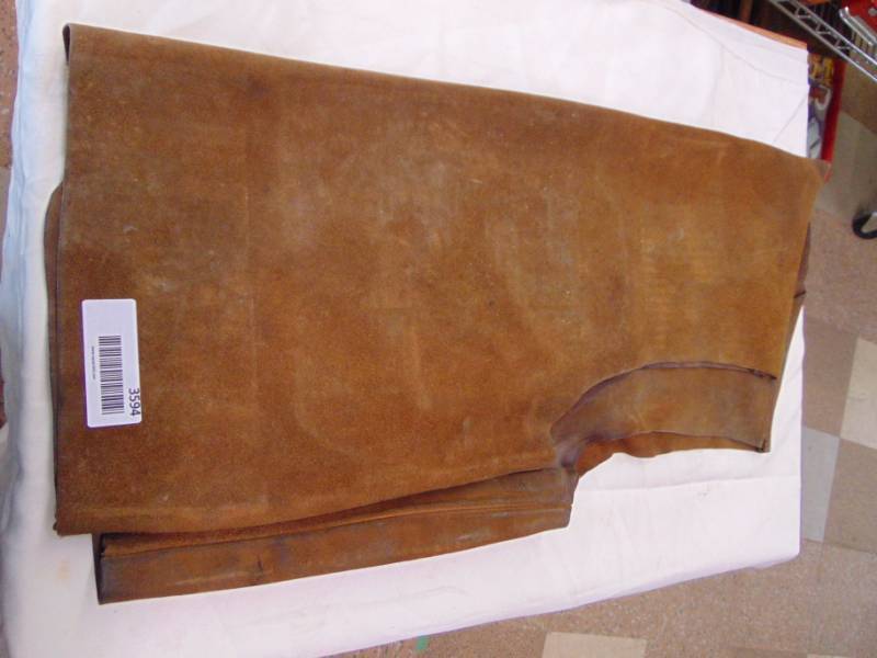 lot 3594 image: LEATHER VEST