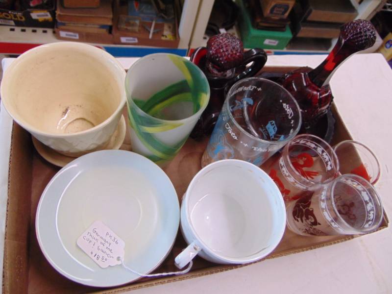 lot 3598 image: MISC KITCHENWARE