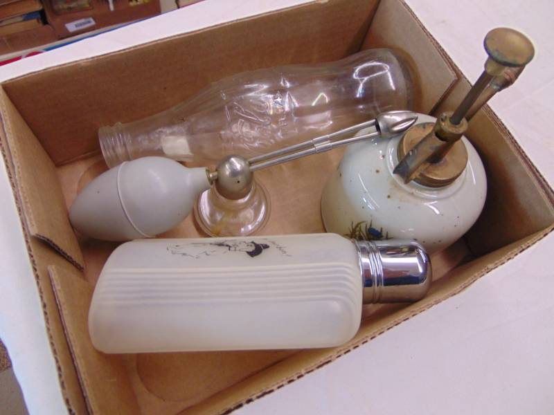 lot 3601 image: PERFUME BOTTLE LOT