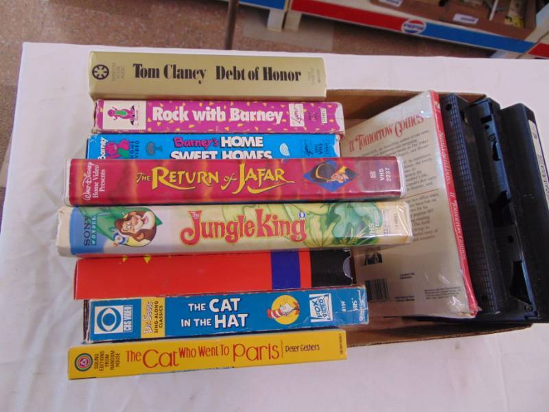lot 3606 image: VHS TAPES