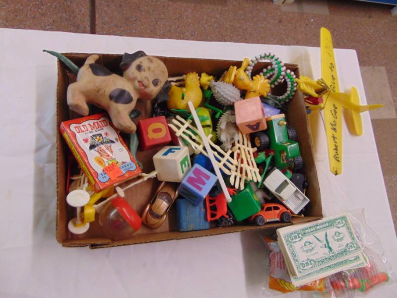 lot 3614 image: MISC TOYS