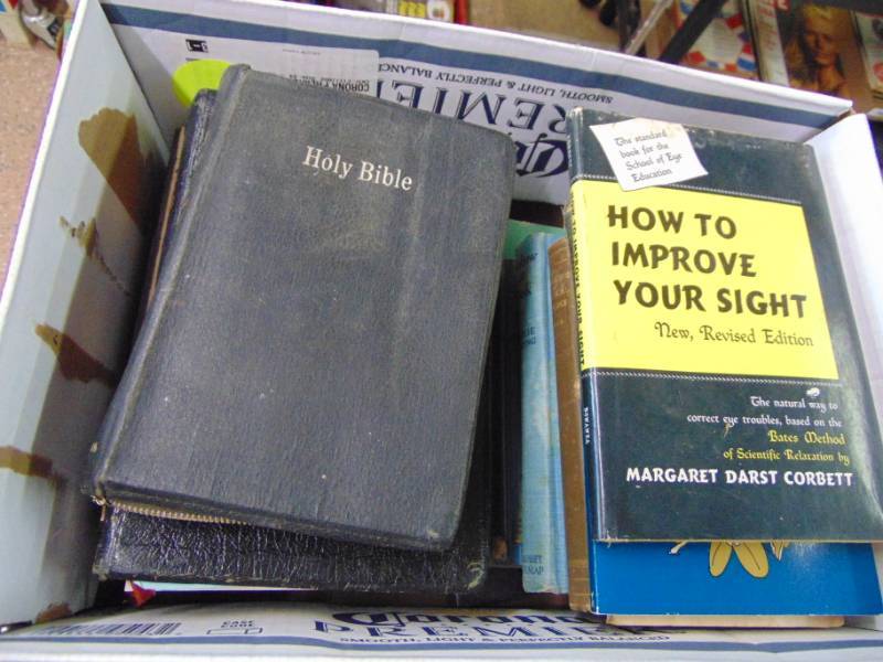 lot 3642 image: BIBLE LOT