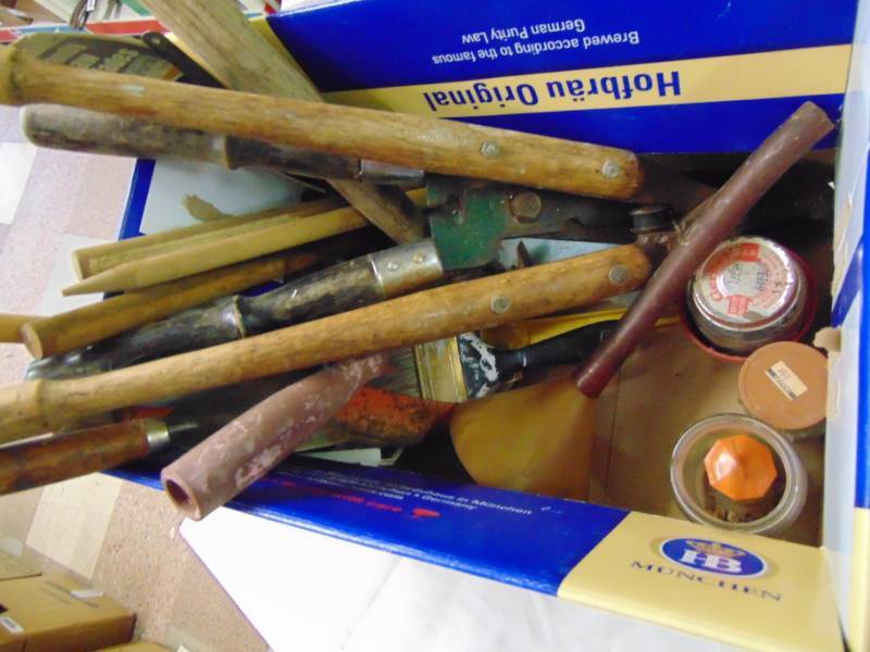 lot 3645 image: HARDWARE LOT