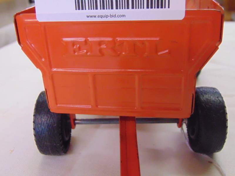 lot 3665 image: ERTL TRAILER