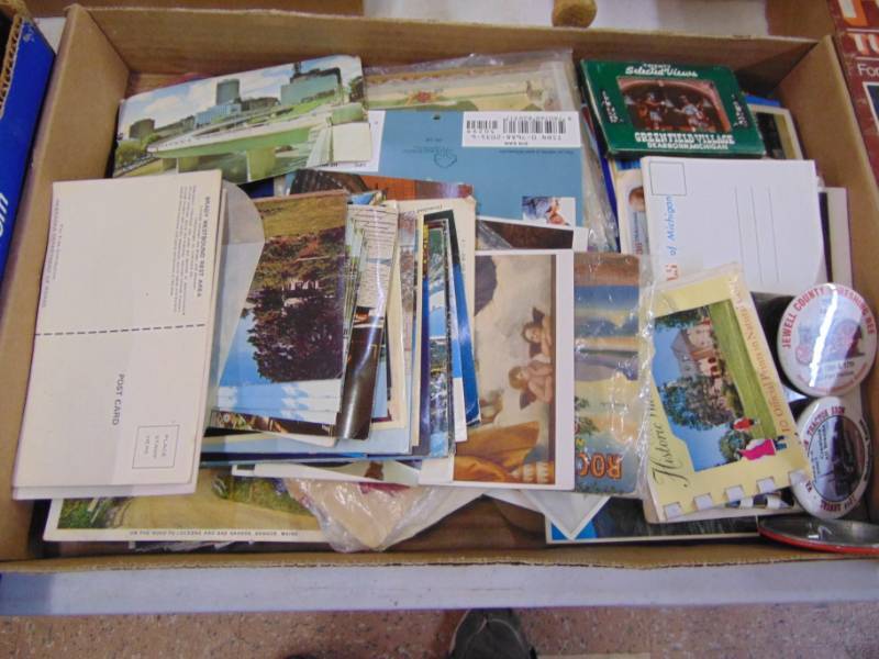 lot 3688 image: POSTCARD LOT