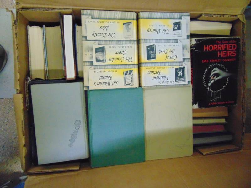 lot 3697 image: BOOK LOT