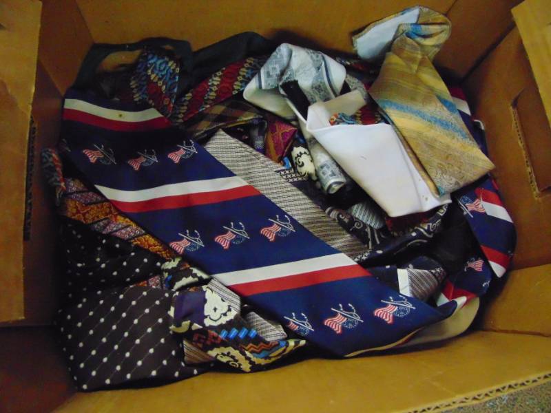 lot 3719 image: FABRIC, ETC