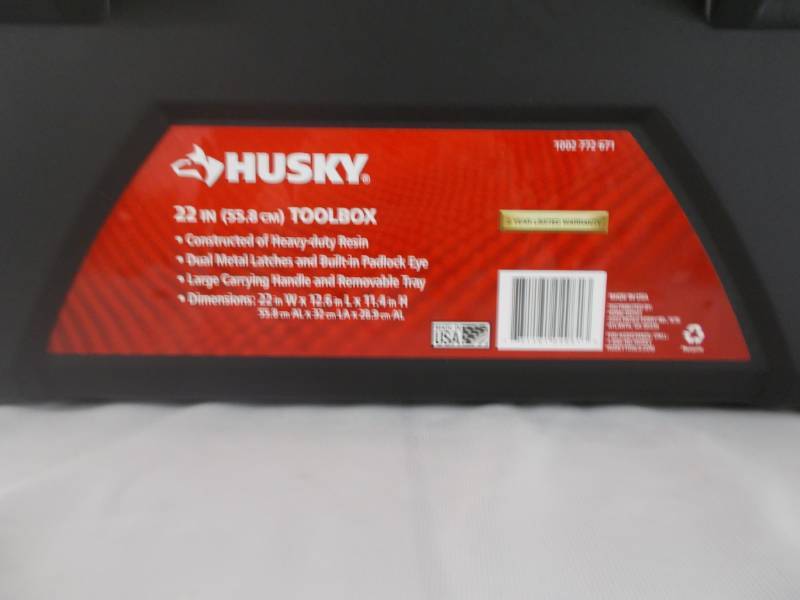 lot 3166 image: Husky 22 tool box