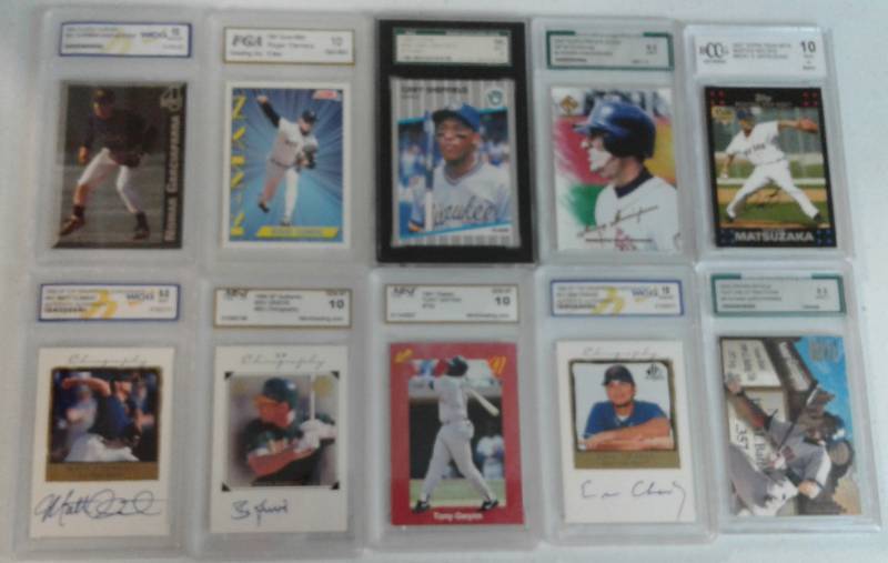 lot 1109 image: Ten Different Professionally Graded Baseball Cards Including Rookies, Inserts, Hall of Famers, Autographs