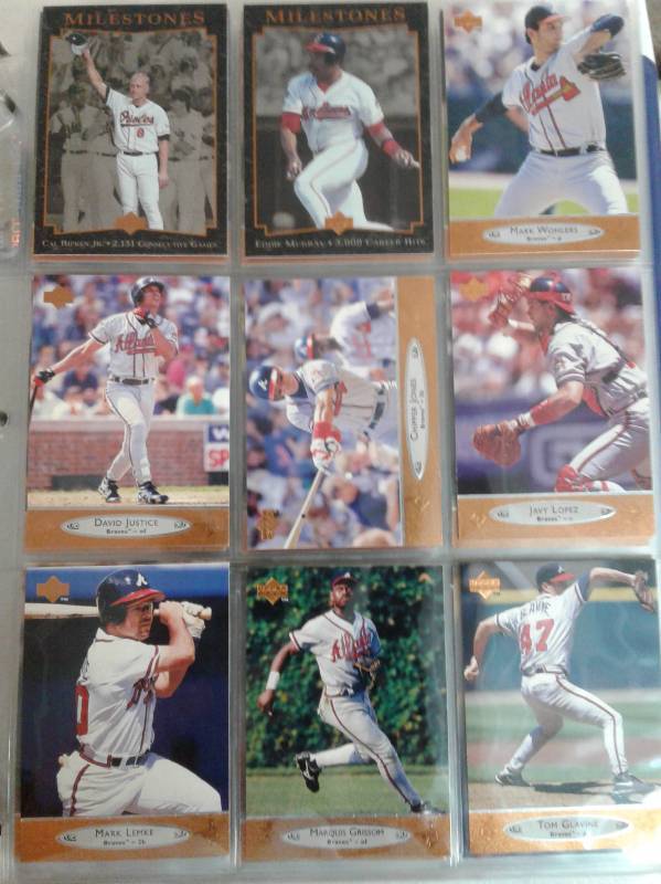 lot 1119 image: Complete 1996 Upper Deck Baseball Card Set - 510 Cards Total with Mike Sweeney Rookie in Nice Binder