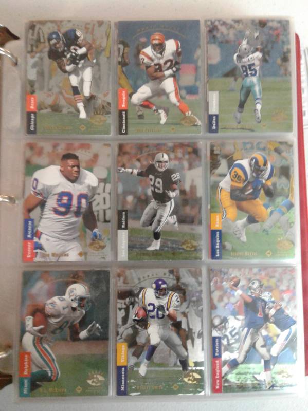 lot 1133 image: Two Complete Rare Football Trading Card Sets - 1993 and 1994 Upper Deck SP with Rookies of Jerome Bettis, Drew Bledsoe, & Marshall Faulk