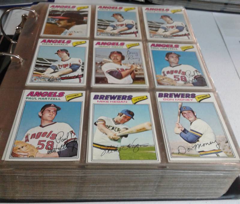 lot 1037 image: Massive Lot of over 700 1977 Topps Baseball Cards in Near Mint to Mint Condition