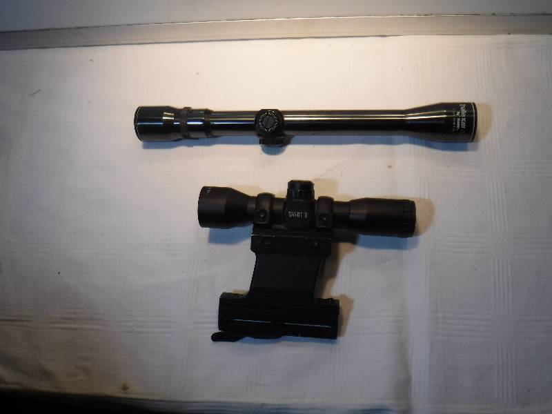 lot 1241 image: 2 scopes and mount