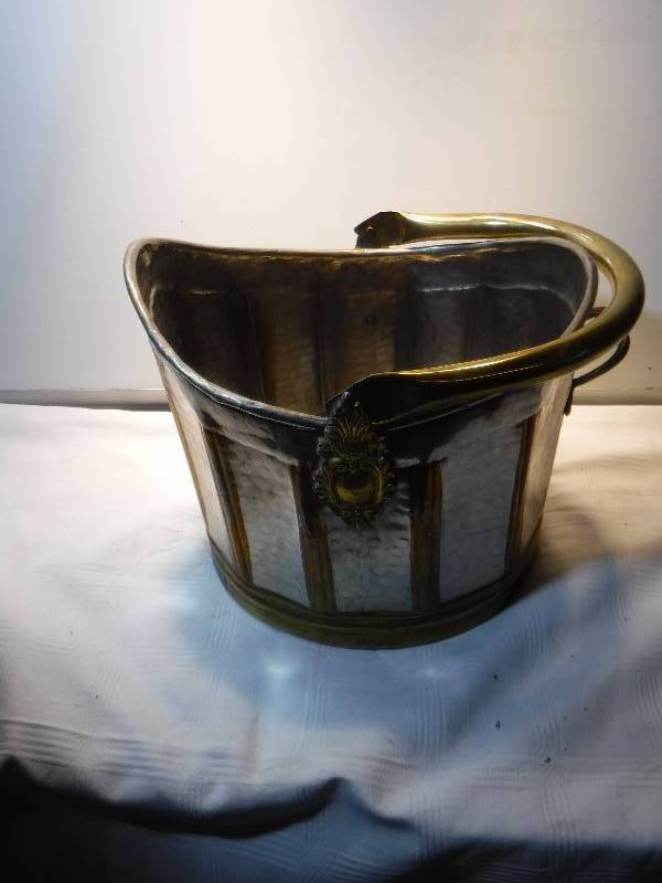 lot 1255 image: Ornate ash bucket