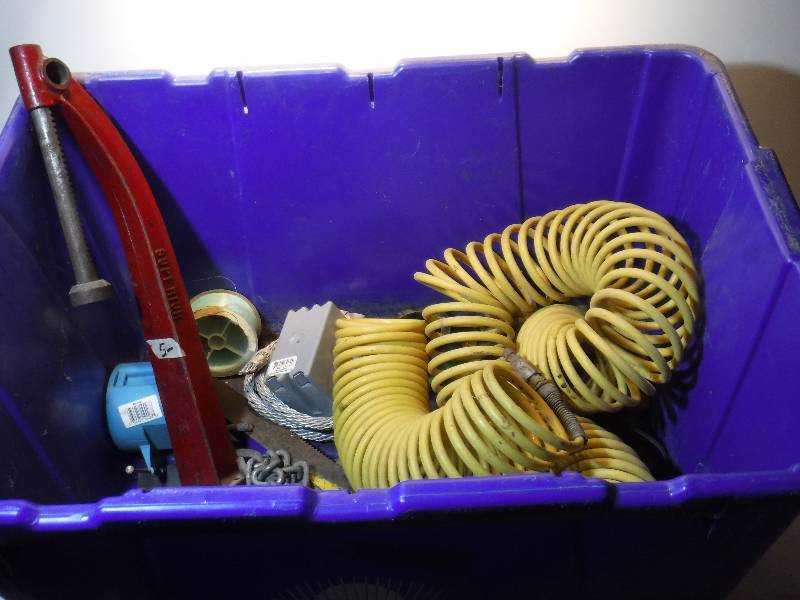 lot 1279 image: Blue tub with a mixed lot including an air compressor hose
