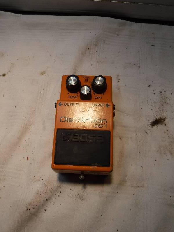 lot 7370 image: Distortion boss
