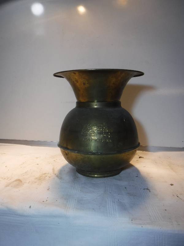 lot 7384 image: union pacific spitoon