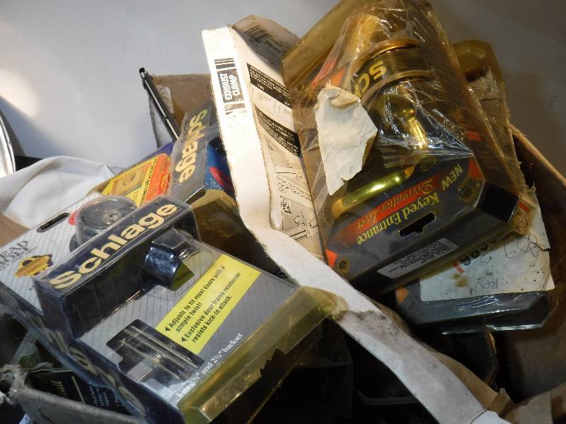 lot 7526 image: Box full of door locks