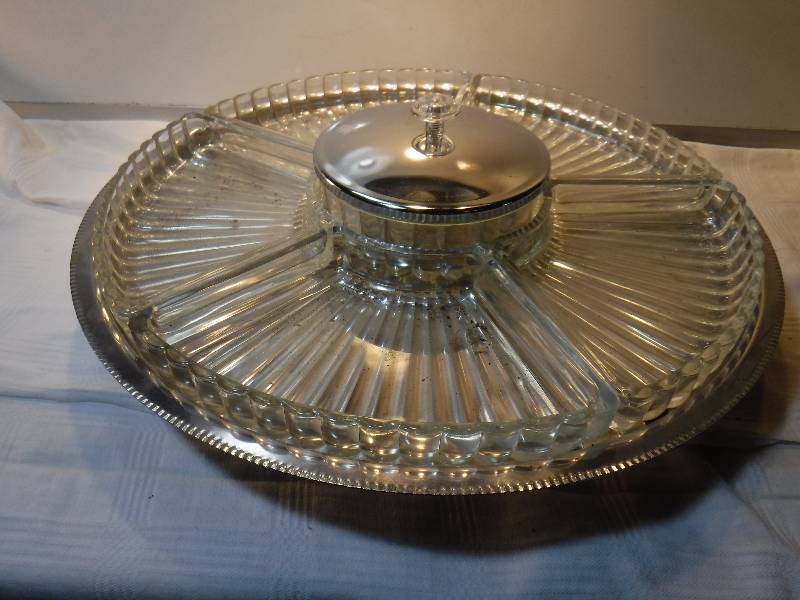 lot 7536 image: Vintage glass and silver plate relish tray with covered center dish