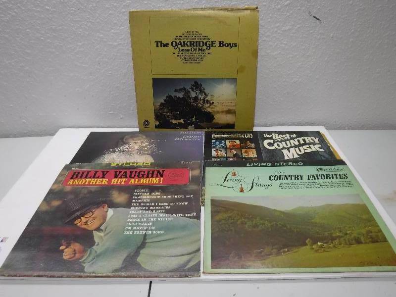 lot 7185 image: Country music record lot 2