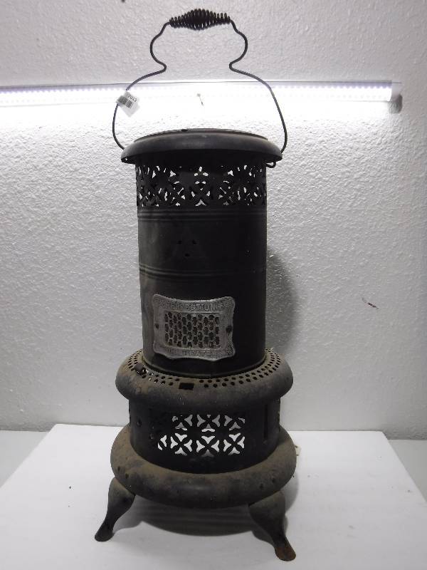 lot 7208 image: Perfection oil heater