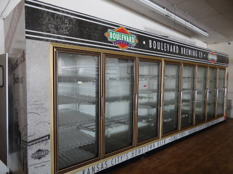 22 8 Door Reach In Cooler Berbiglia Liquor Store