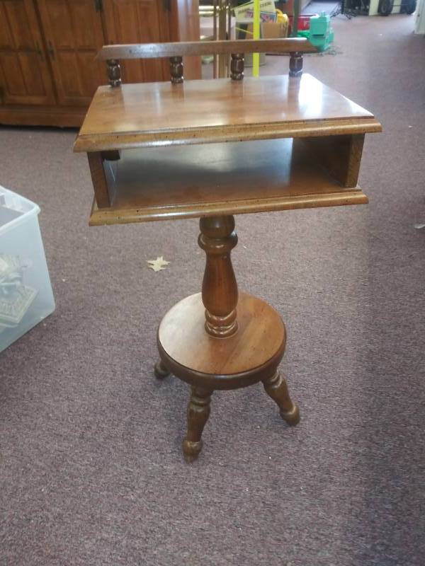 lot 3132 image: Wooden Side Table with Place for Magazines or Books