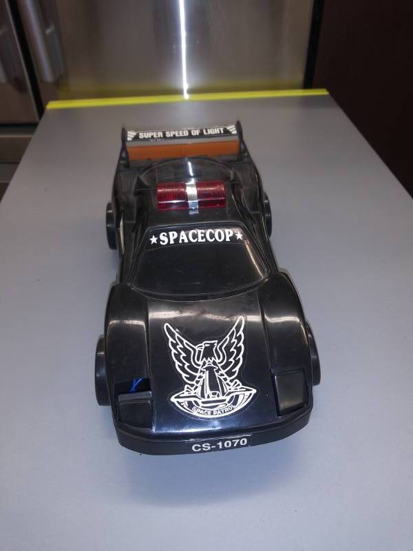 lot 3147 image: The Cosmo Fighter - Battery Operated Future Car
