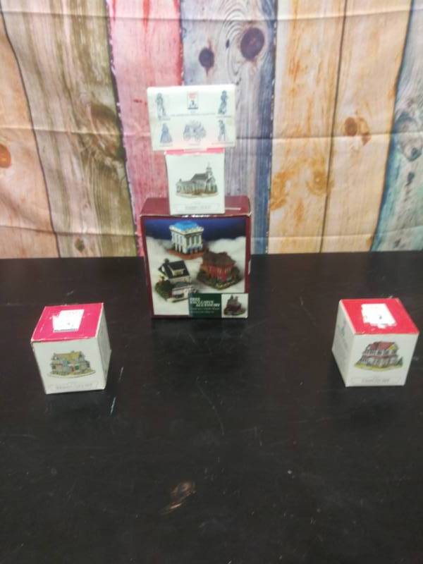 lot 3180 image: Collection Of Liberty Falls Collectible Buildings
