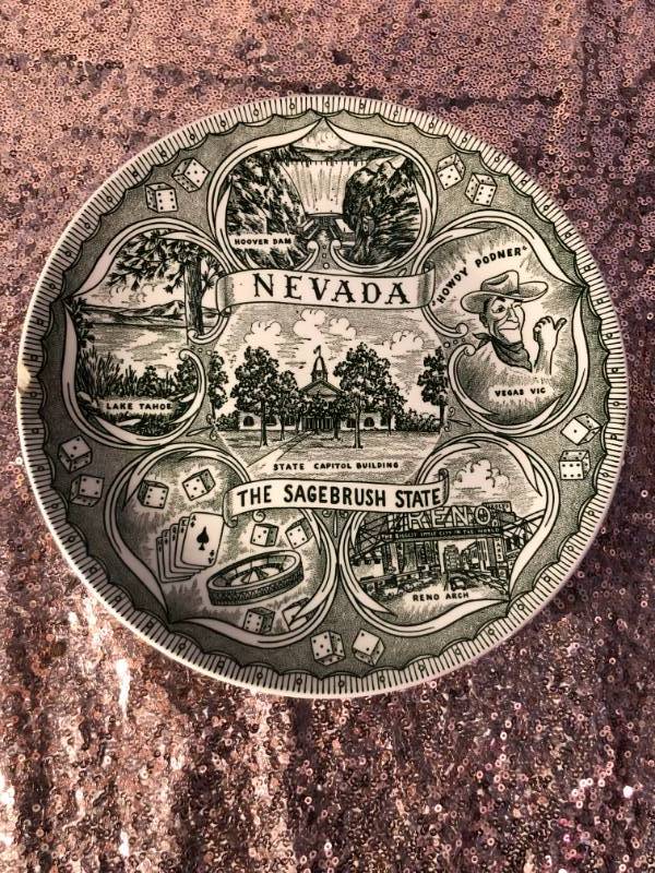 lot 6151 image: Nevada Decorative Plate -displays well known landmarks