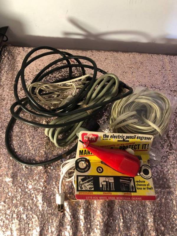 lot 6152 image: Lot of Mechanical Adapters and Wiring and Pencil Wood Engraver