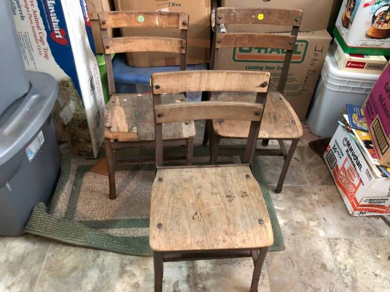 lot 6003 image: 3 Small Vintage Childrens School Chairs