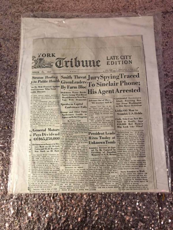 lot 6157 image: December 11,1927 Issue of the Tribune