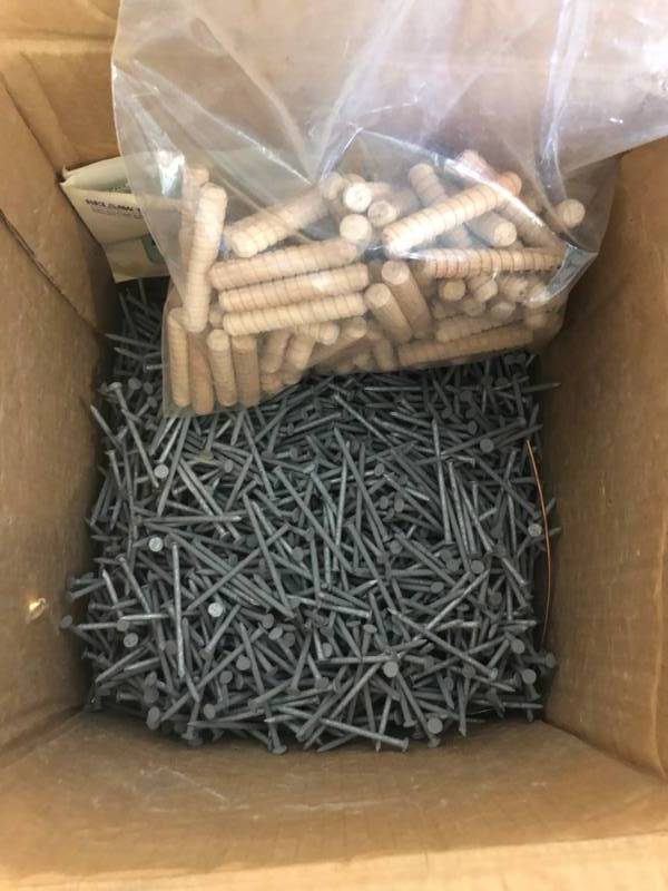lot 6173 image: Case of Keystone Wood Nails
