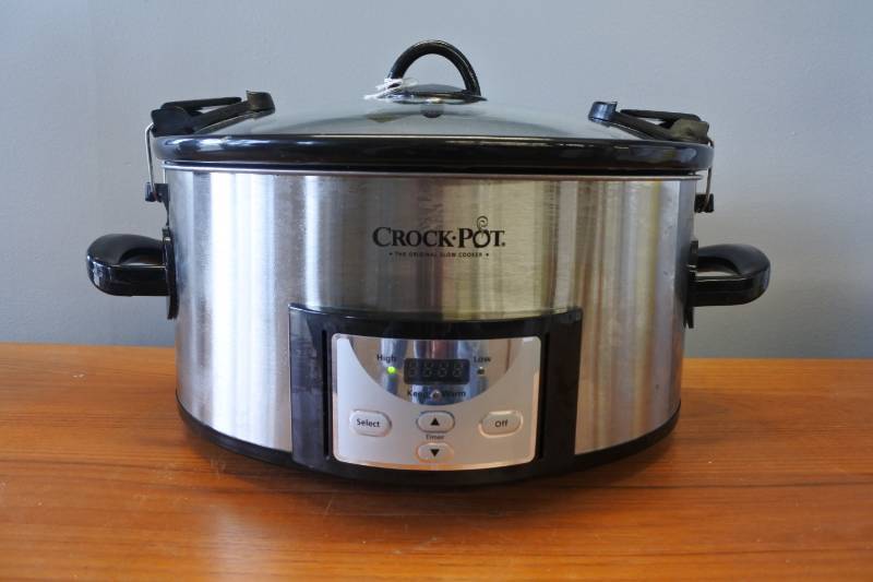 lot 3220 image: Crockpot- Tested and Cleaned