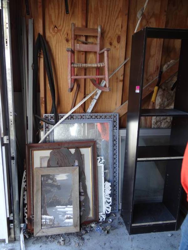 lot 3840 image: Pictures, Mirrors and Rocking Chair