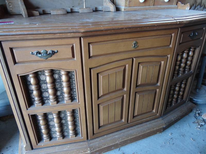 lot 3841 image: Antique Metal Ashtray, Wood Record Player, Mirrors and More