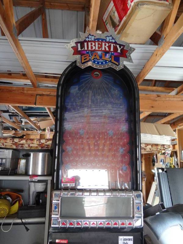 lot 3858 image: Bally Liberty Ball Slot Machine