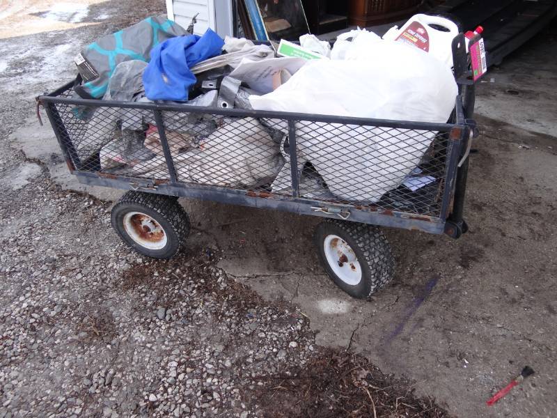 lot 3869 image: Gray Metal Lawn Cart