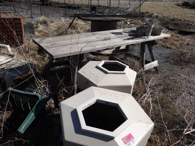 lot 3875 image: Pallet of Bricks, Roofing Tin, Display stand and More.